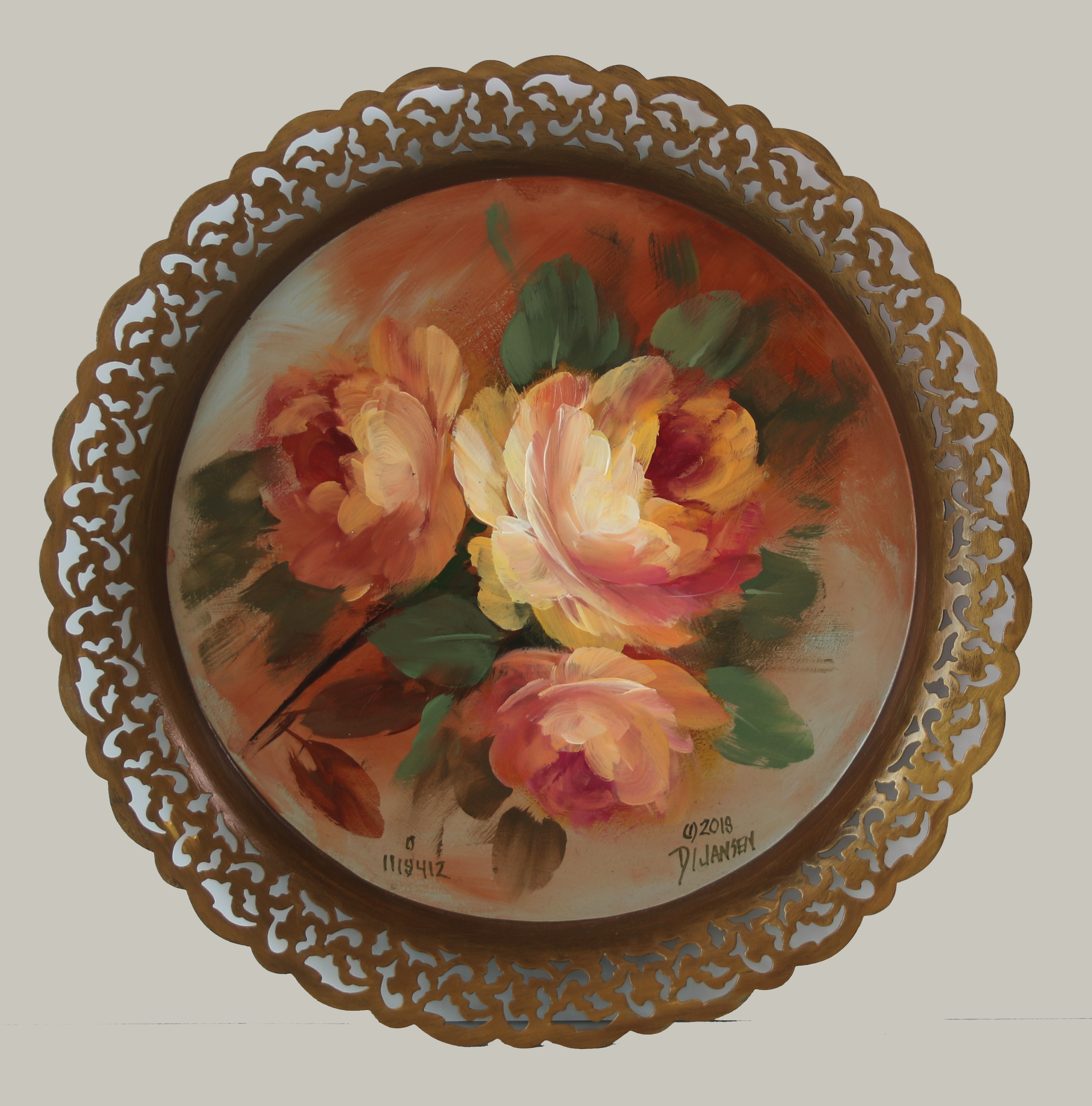 18412- 12 Inches Round Metal